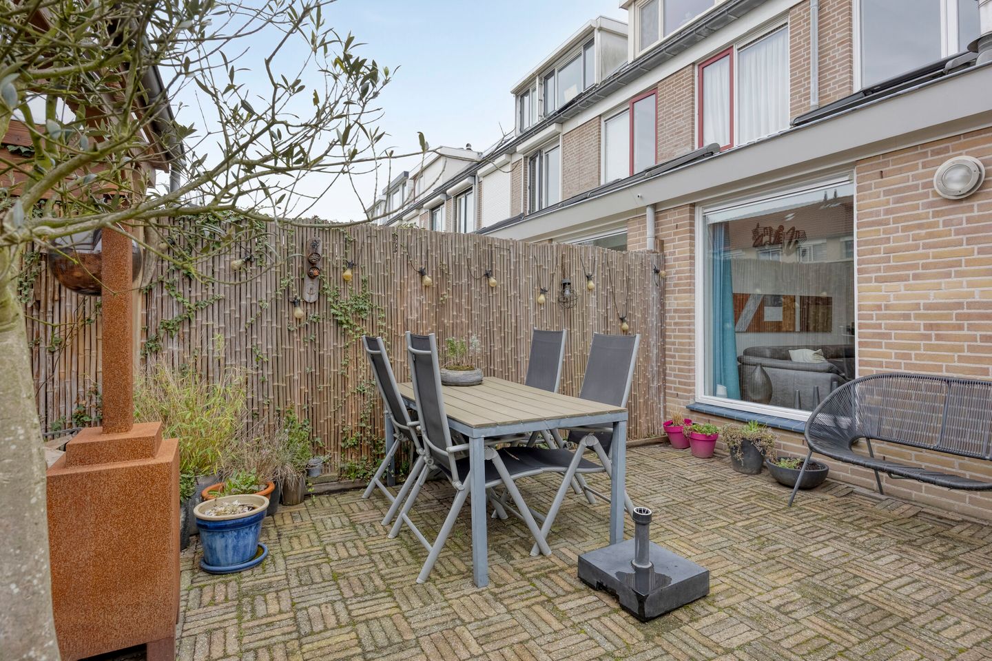 Spacious Family Home with Extended Living Room and Sunny Southwest Garden in Klapwijk — 40