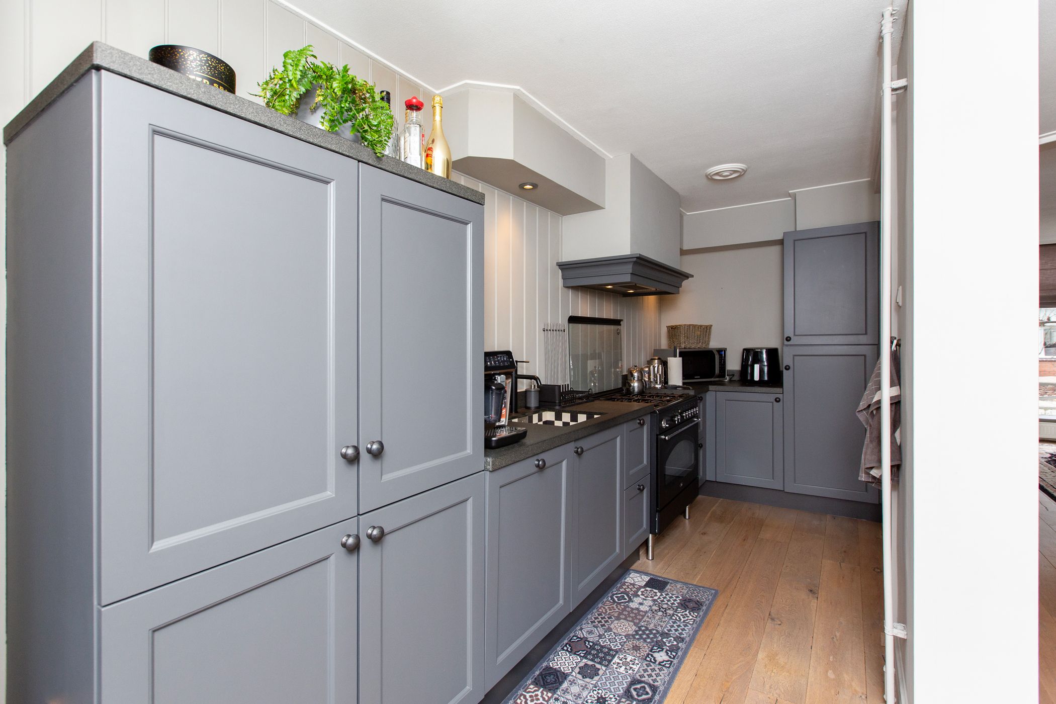 Photo 9 of Jan van de Cappellestraat 12