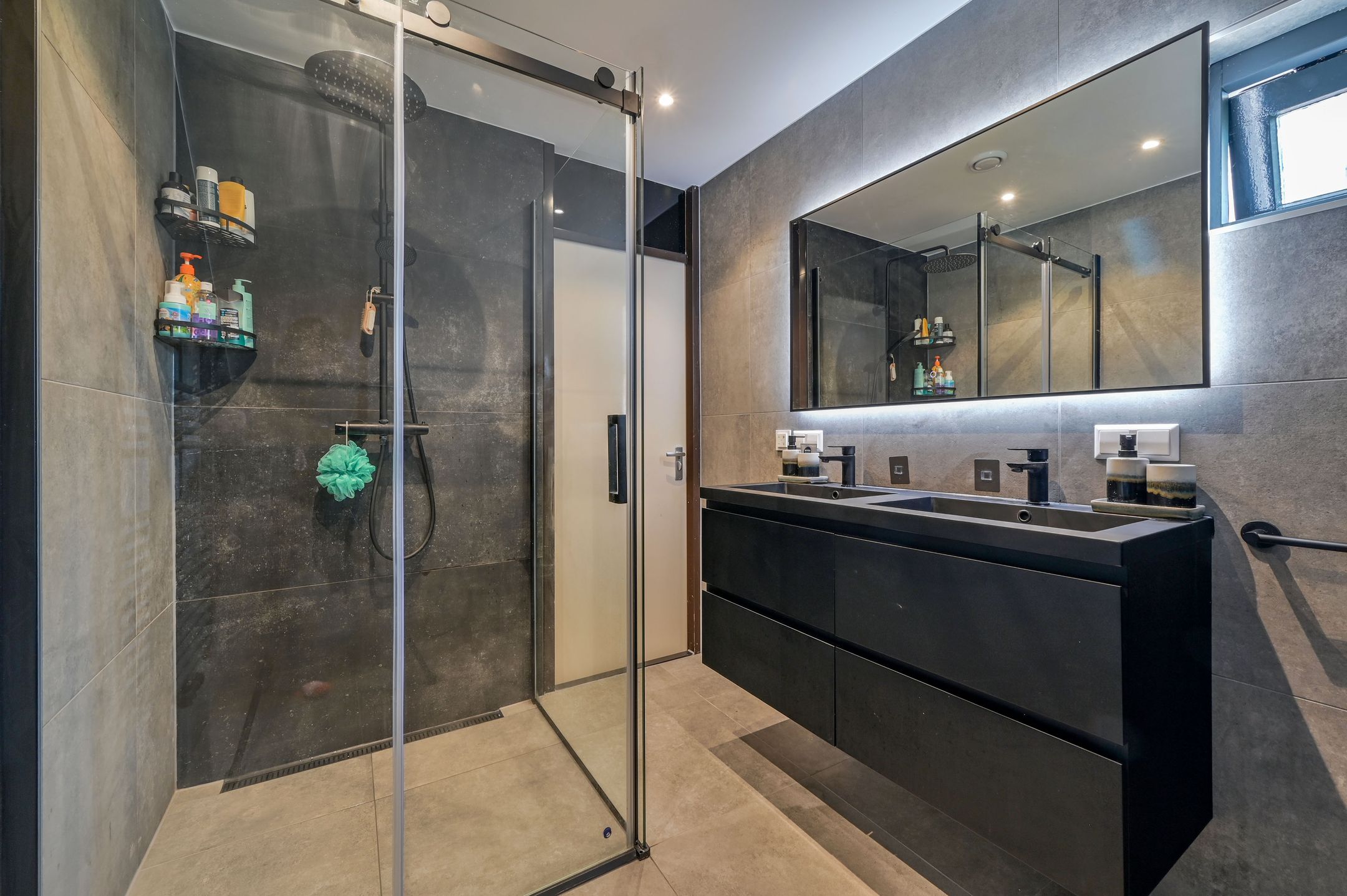 Renovated Terraced House with Garden Room and Southwest Garden — 18