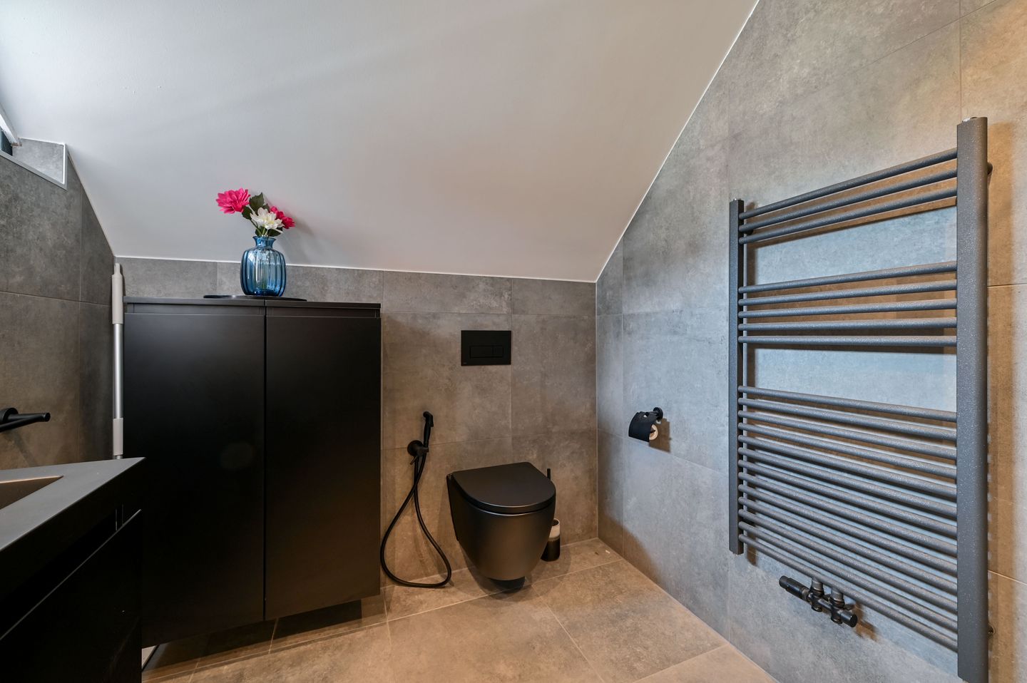 Renovated Terraced House with Garden Room and Southwest Garden — 19