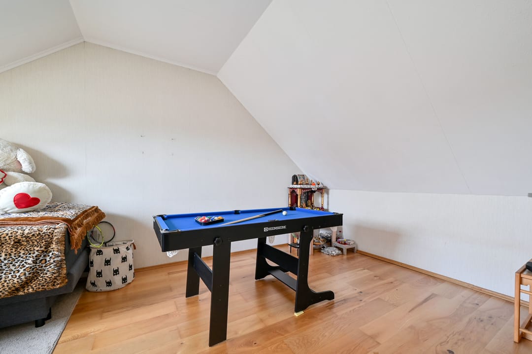 Renovated Terraced House with Garden Room and Southwest Garden — 23