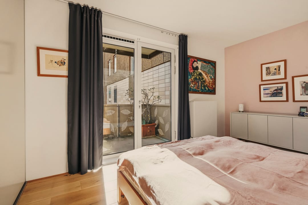 Spacious corner apartment with harbor views in IJburg — 43