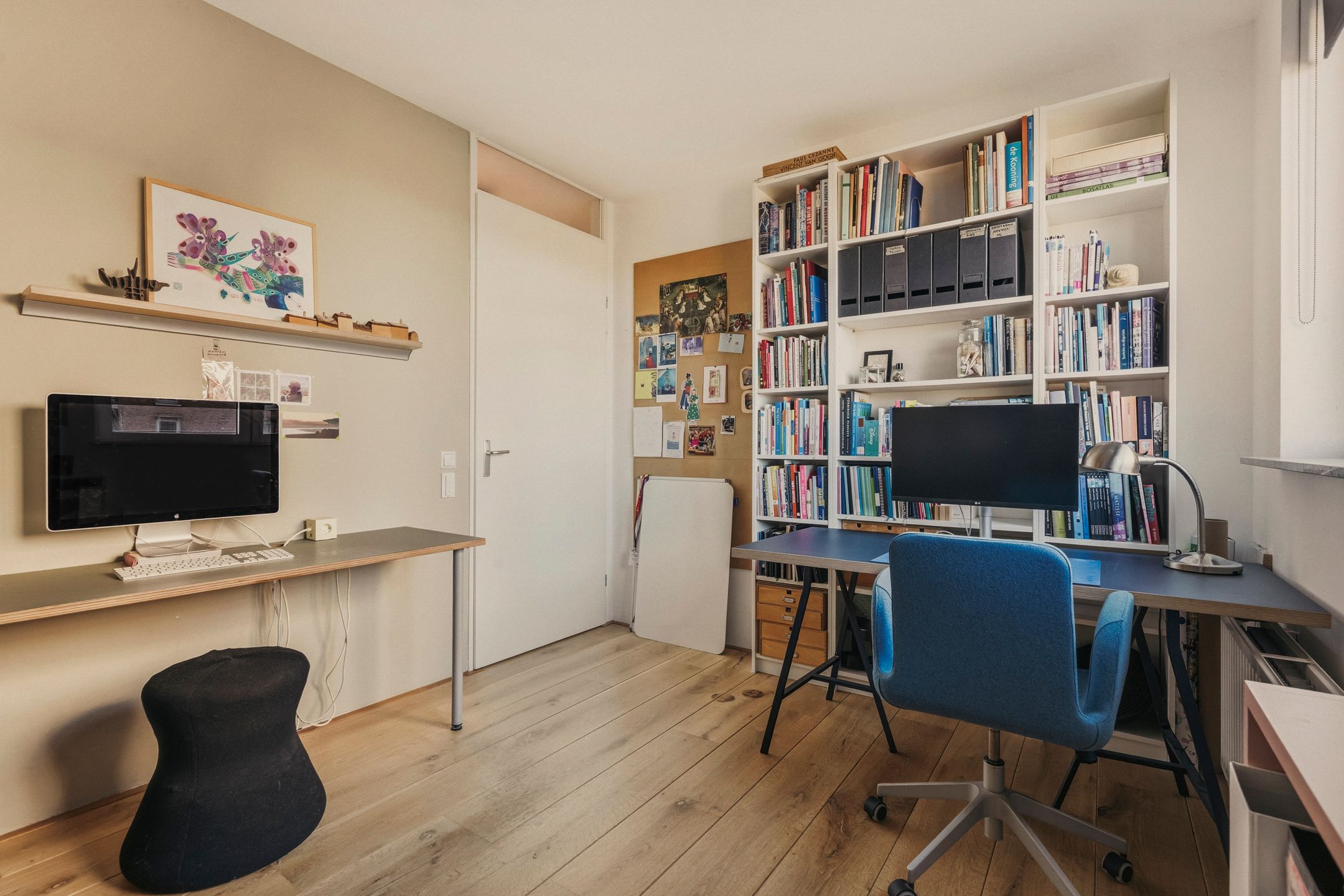 Spacious corner apartment with harbor views in IJburg — 36