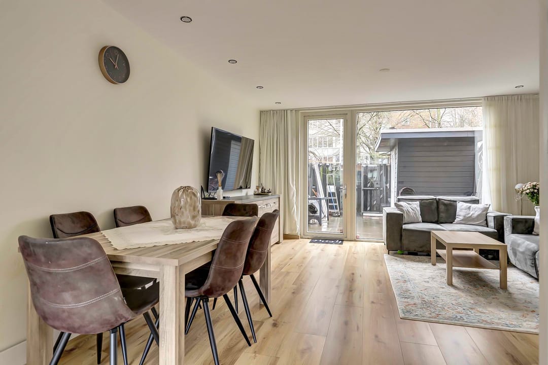 Modern terraced house with 3 bedrooms in child-friendly Zaandam neighborhood — 13