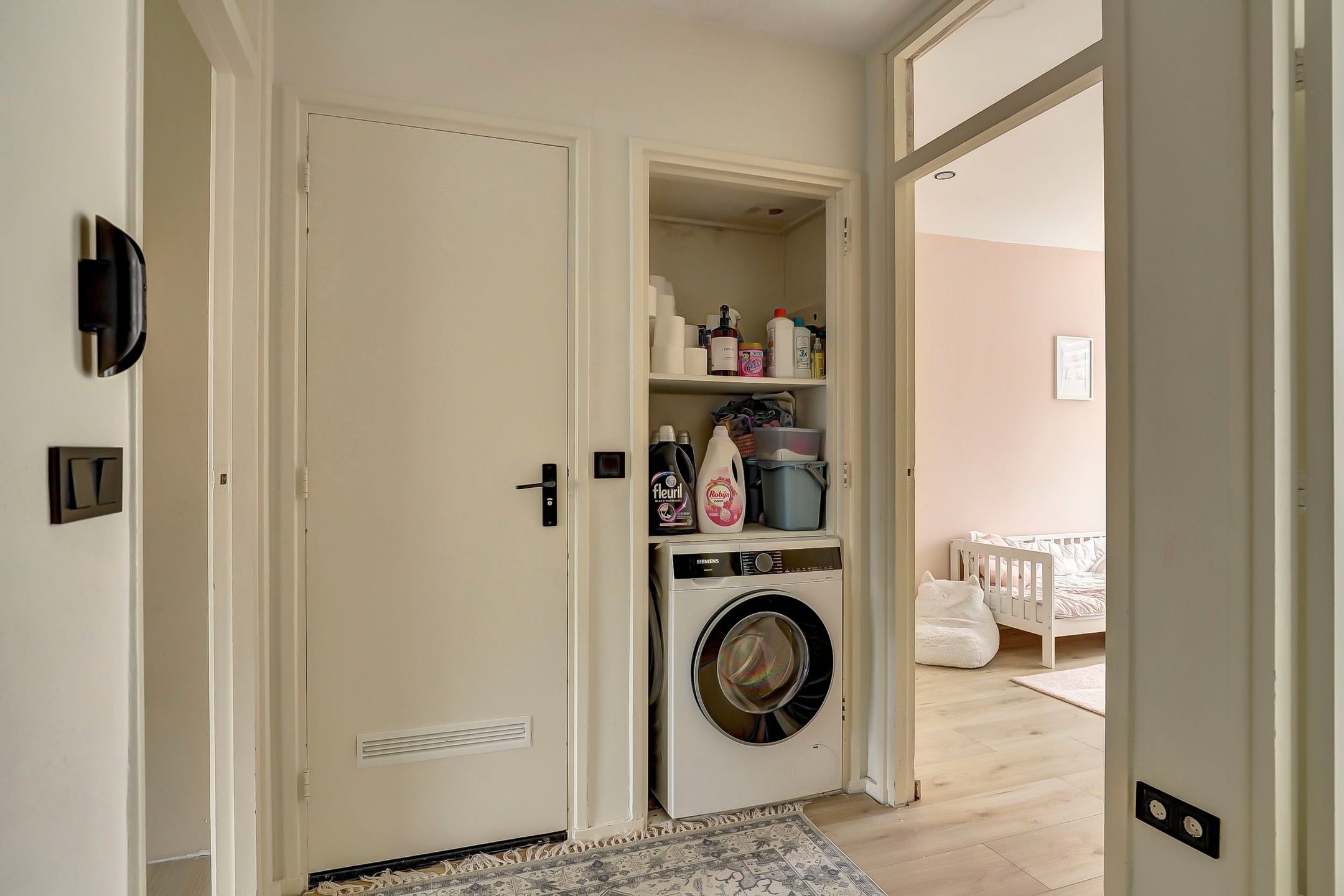 Modern terraced house with 3 bedrooms in child-friendly Zaandam neighborhood — 18