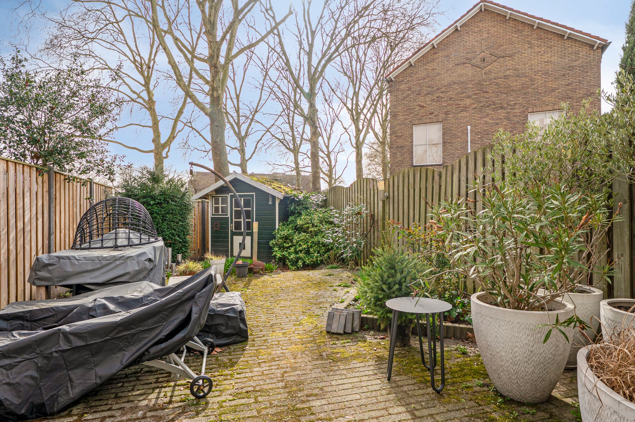 Ready-to-move-in terraced house with garage and enclosed garden in Geleen-Noord — 24