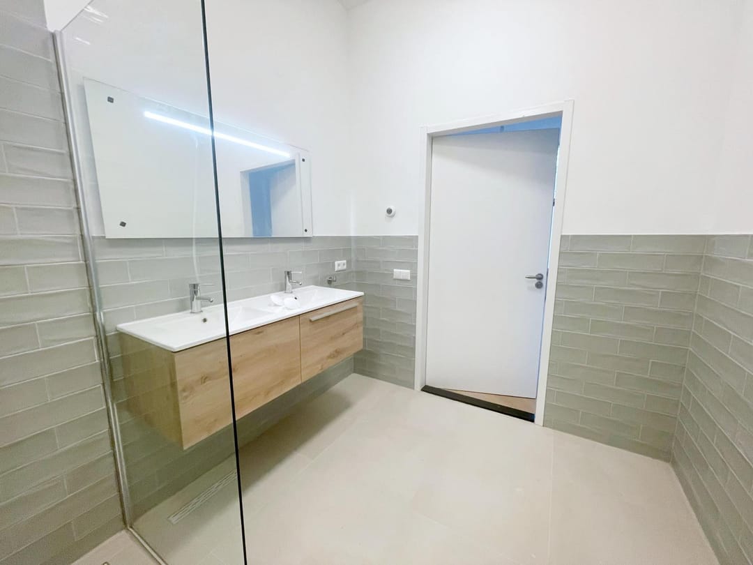 Foto 8 van Rhijngeesterstraatweg 40-J