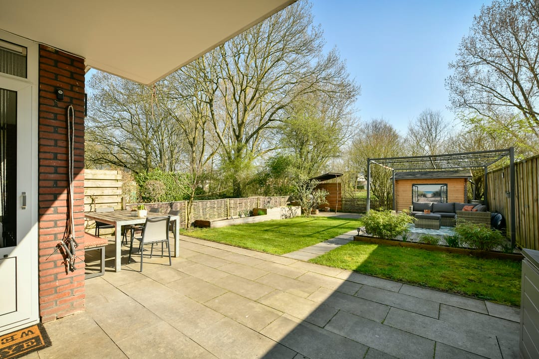 Foto 1 van Oostelijk Halfrond 101