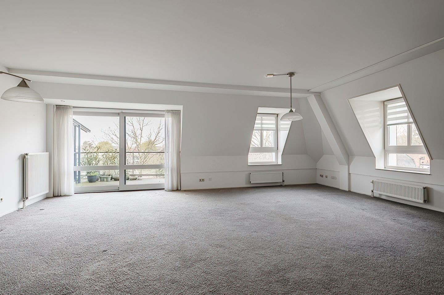 Foto 10 van Rijksstraatweg 37-D