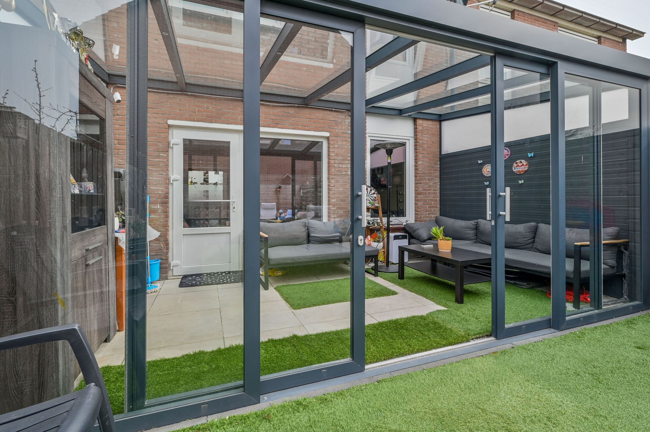 Renovated Terraced House with Garden Room and Southwest Garden — 30