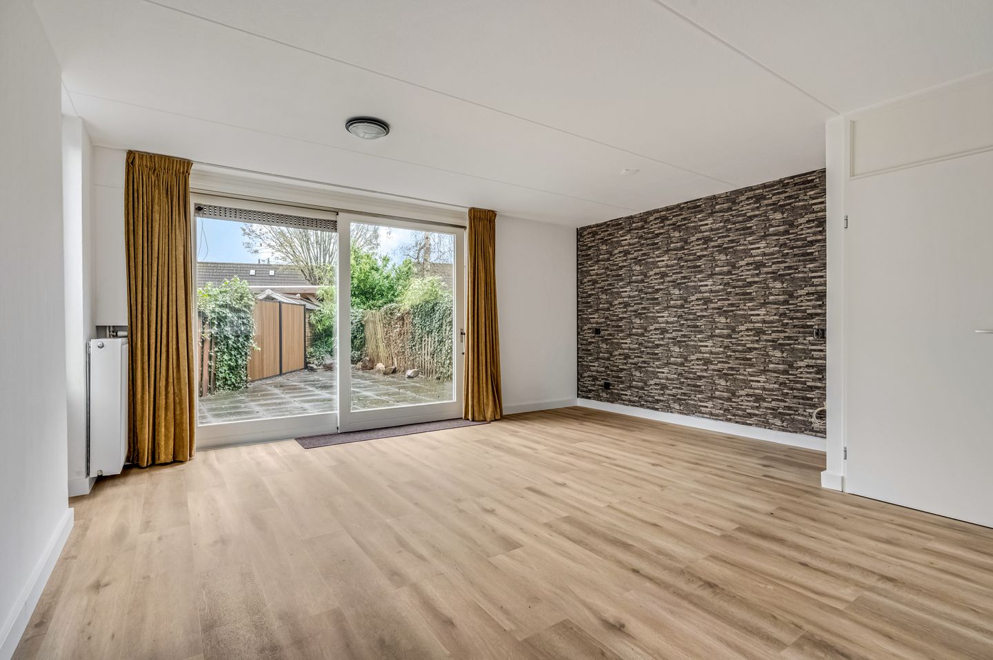 Photo 5 of Henriette Roland Holststraat 26