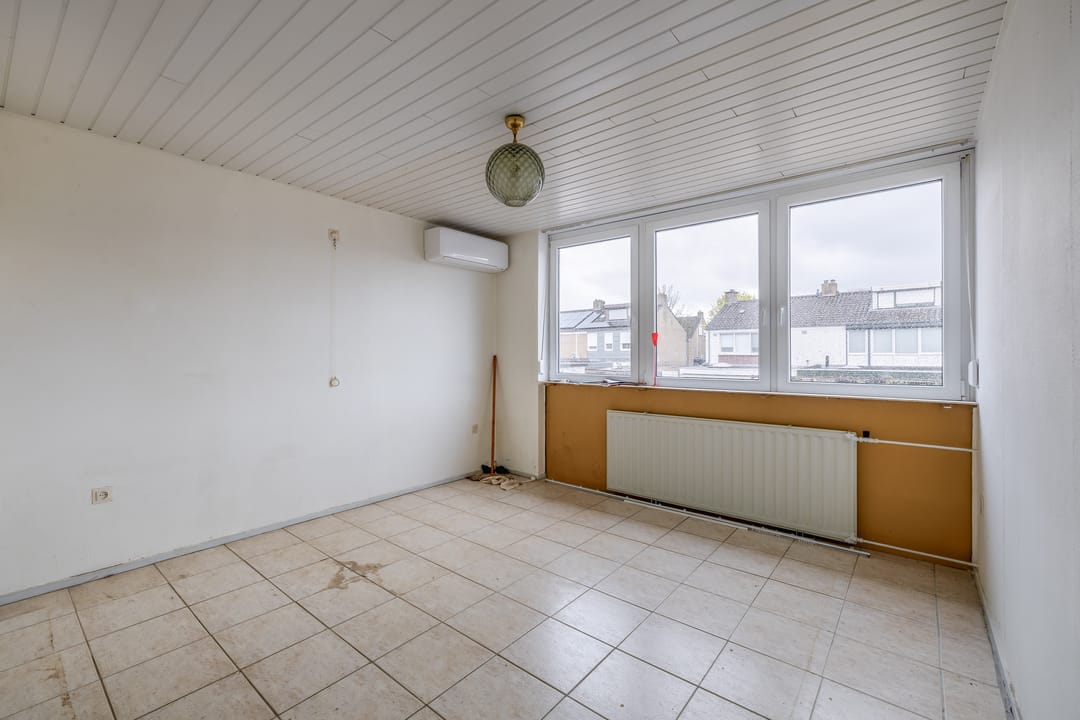 Semi-detached home with garage and energy label A in Limbricht — 22
