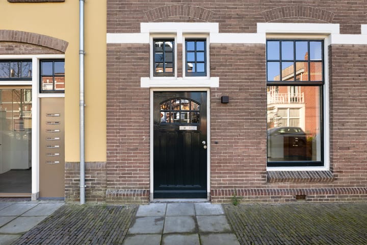 Hoekwoning te koop: Gysbert Japicxstraat 44, Leeuwarden