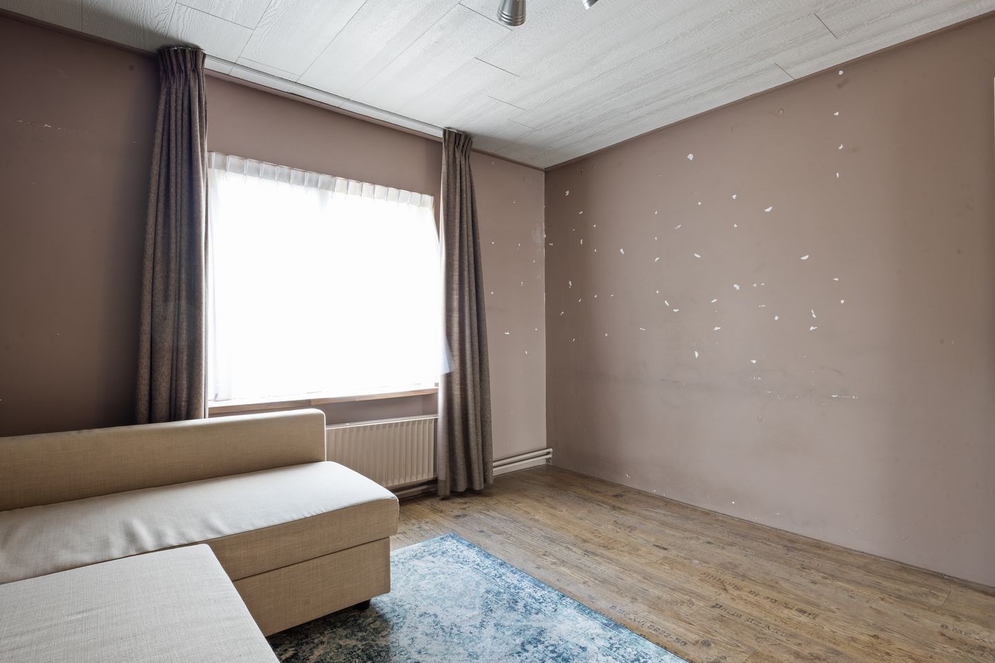 Spacious Maisonnette with Four Bedrooms Near Drunen Center — 20