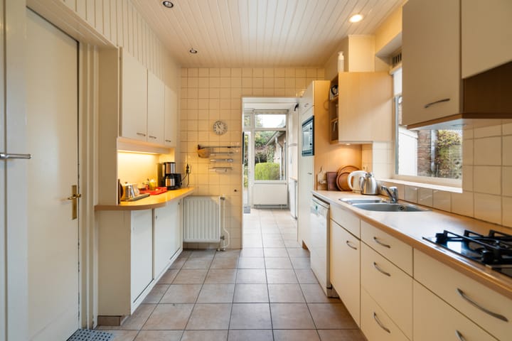 Photo 4 of Boerhaavestraat 11