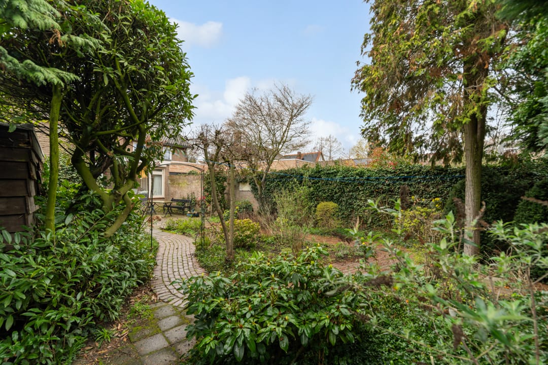 Spacious character semi-detached home with private city garden in Weert center — 47