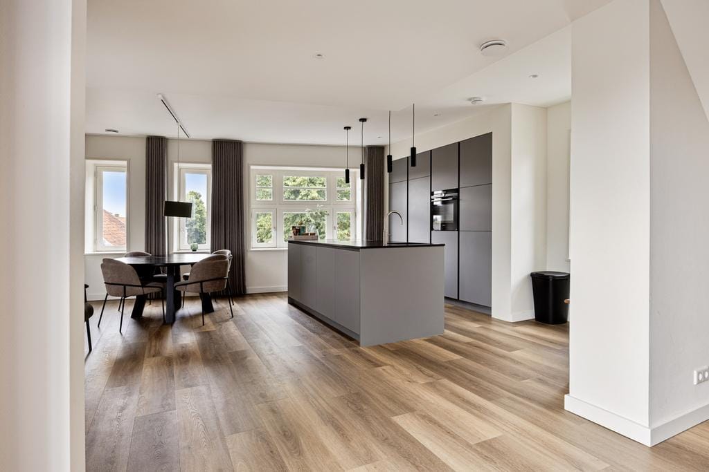 Foto 15 van Rijkesluisstraat 6-C