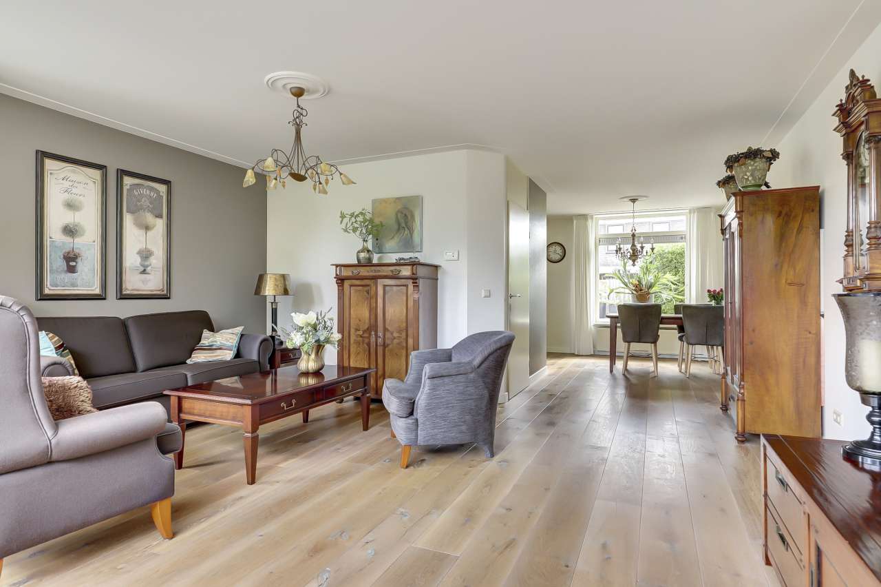 Foto 4 van Zwanebloem 16