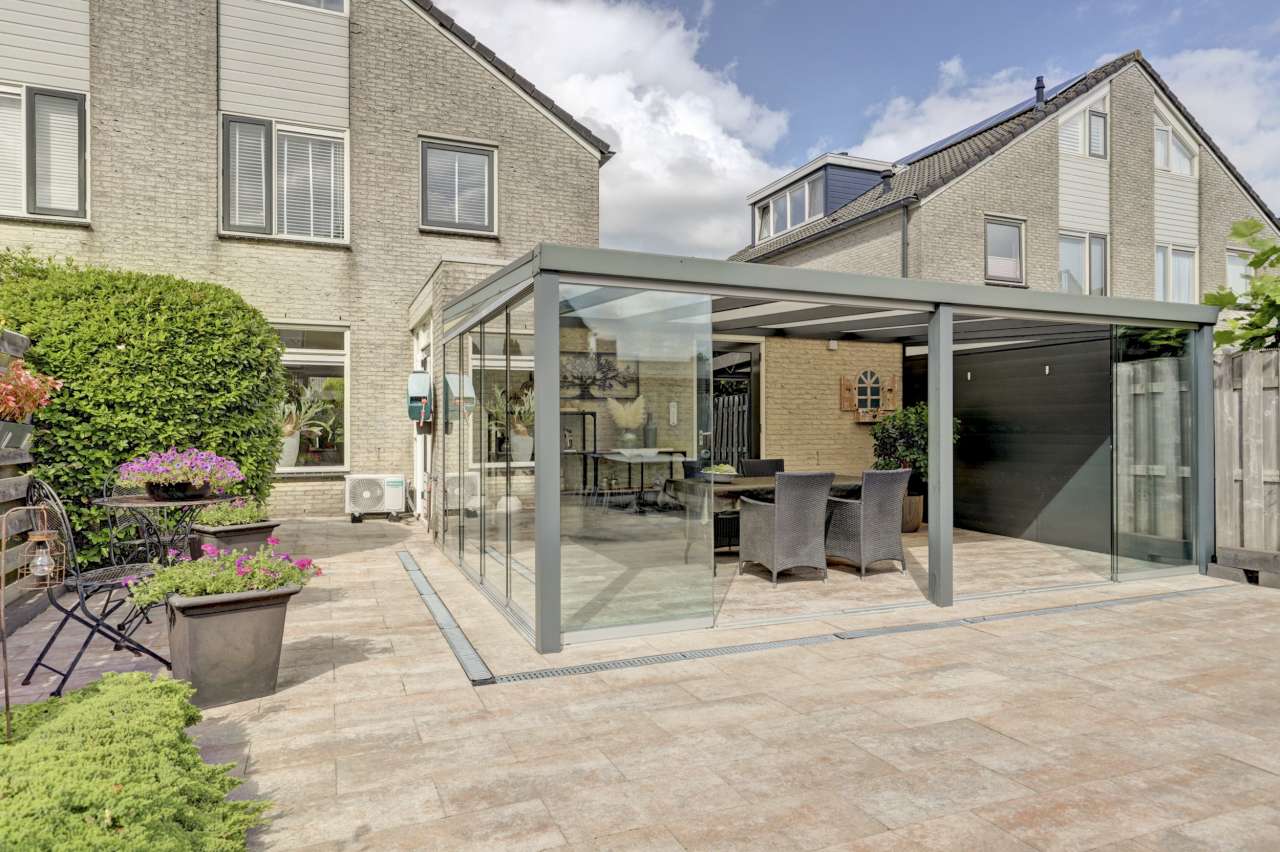 Foto 25 van Zwanebloem 16