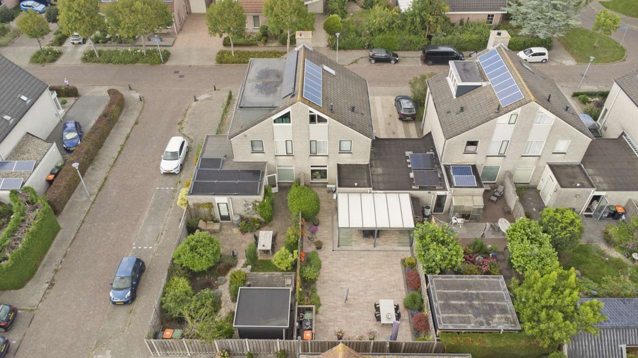 Foto 30 van Zwanebloem 16