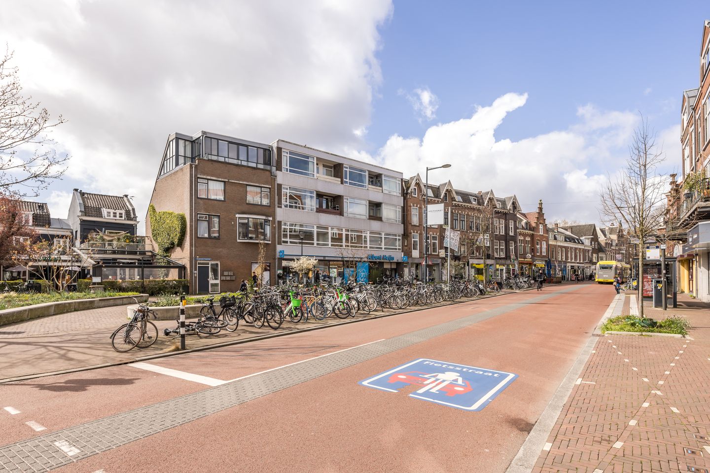 View photo 1 of Burgemeester Reigerstraat 55