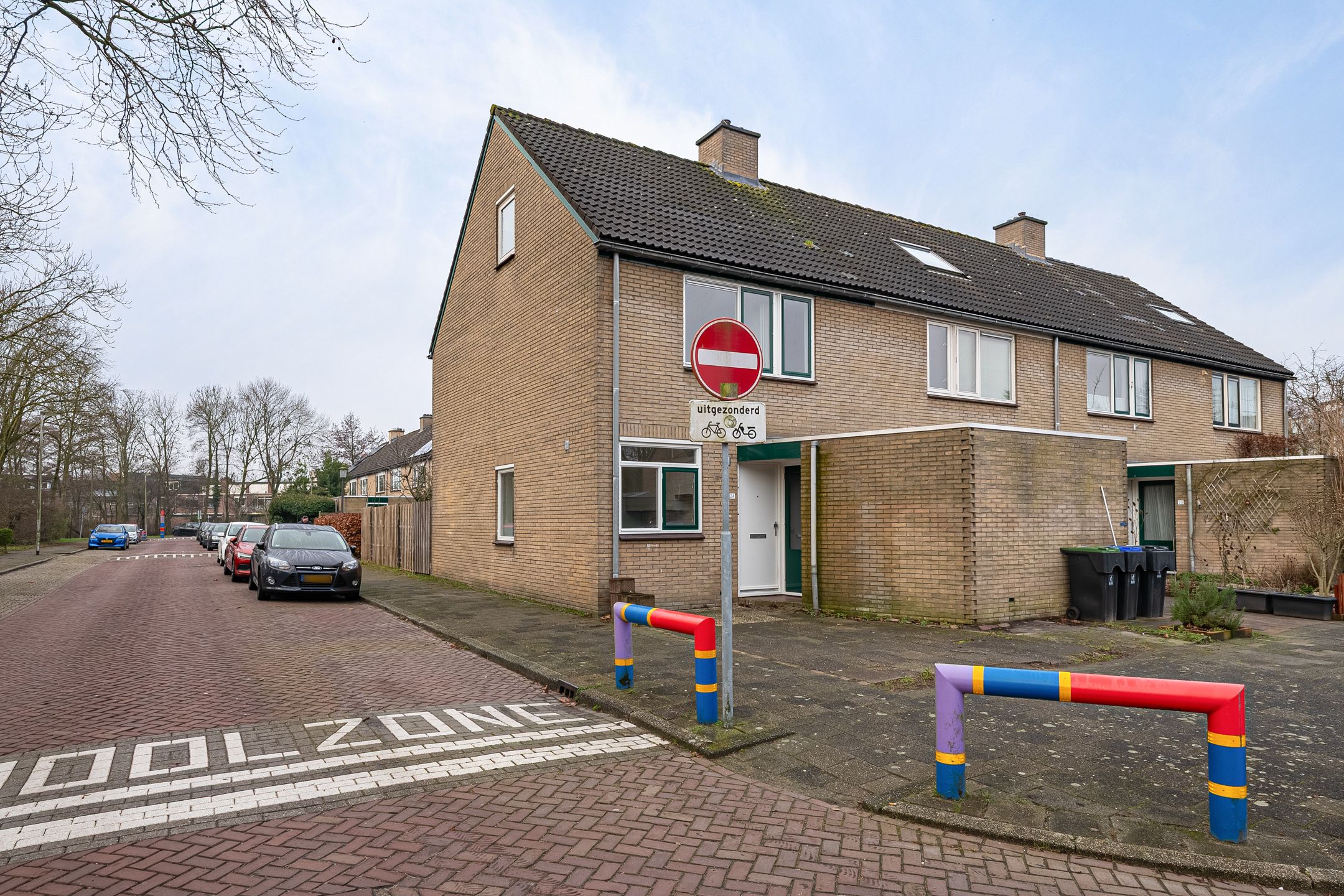 Rozemarijntuin 24, Leiderdorp