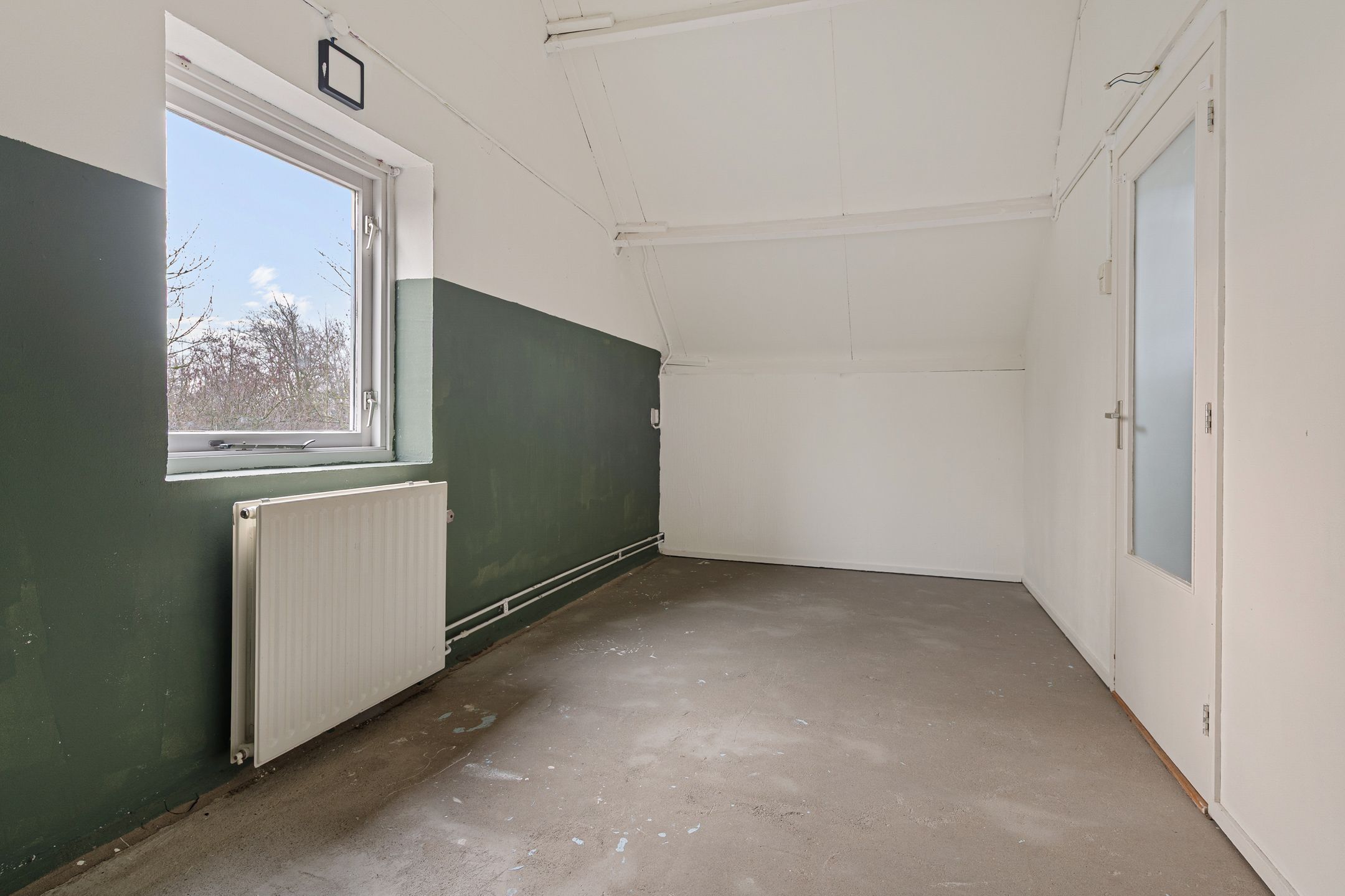 Foto 30 van Rozemarijntuin 24