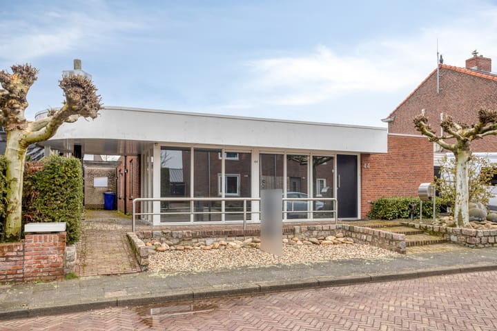 Vrijstaande woning te koop: papaverstraat 44, Oldenzaal