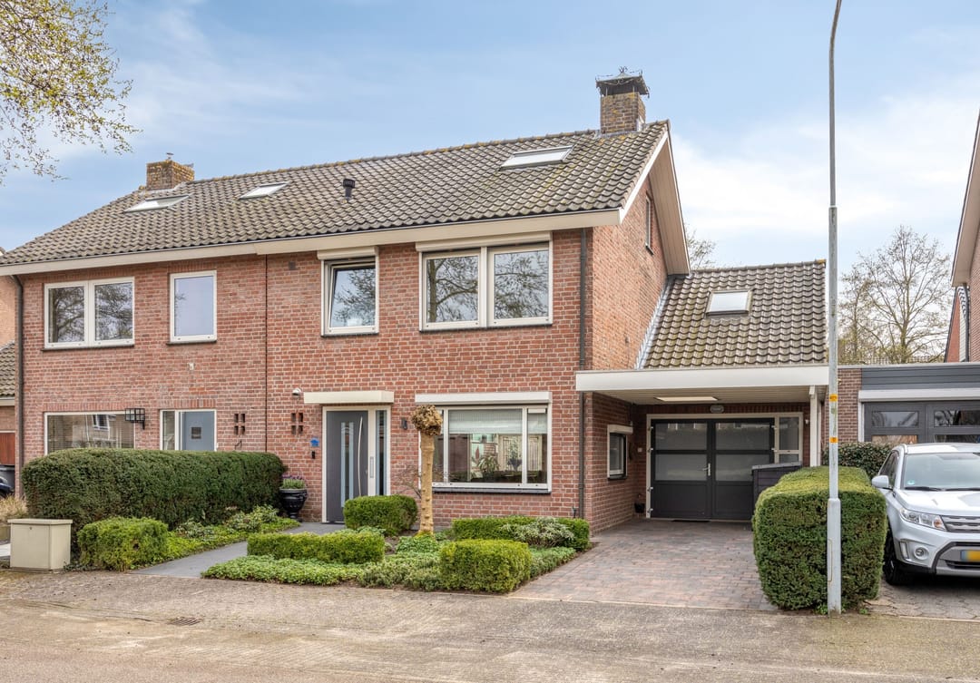 Foto 1 van Veenhof 1606