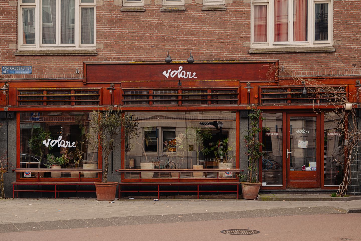 Photo 44 of Pieter van der Doesstraat 52-2