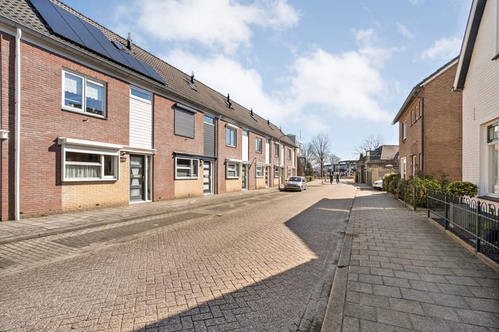 Photo 4 of Marktstraat 75