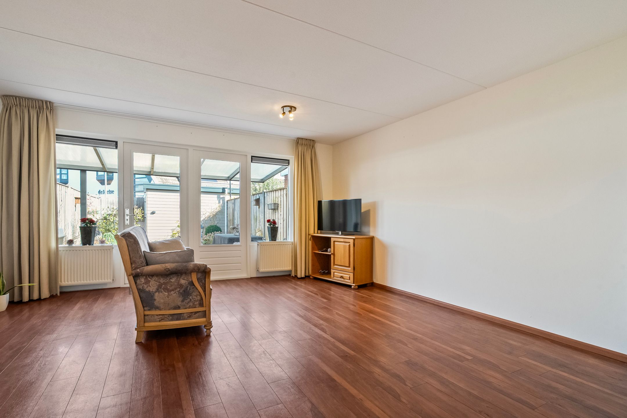 Photo 9 of Marktstraat 75