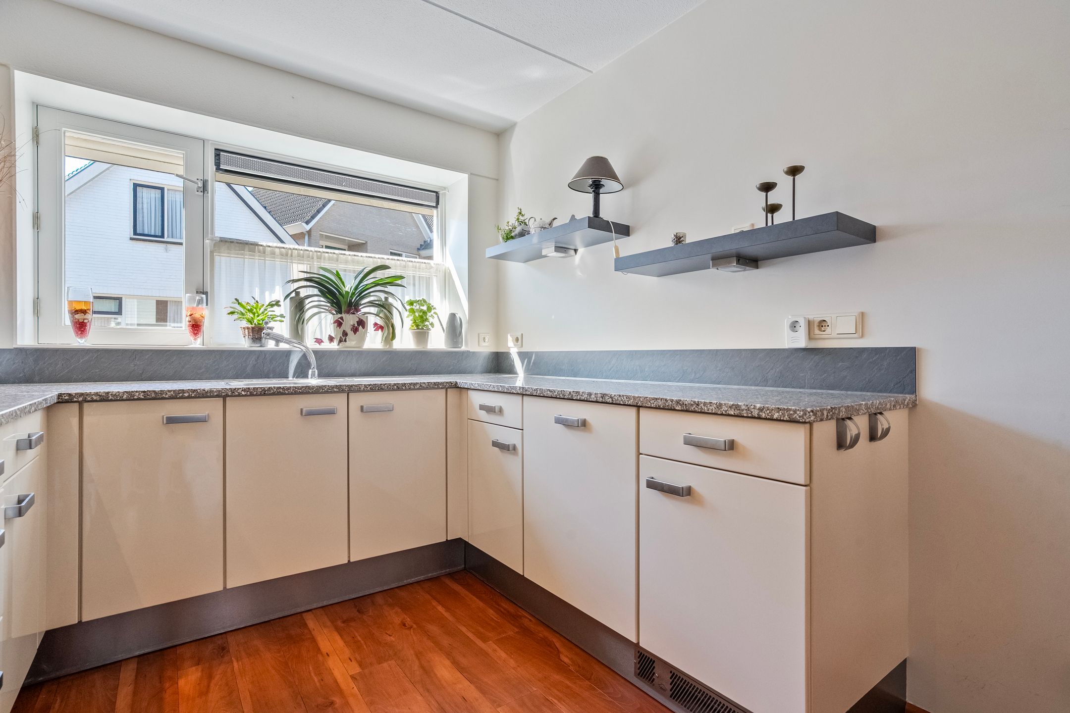 Photo 15 of Marktstraat 75