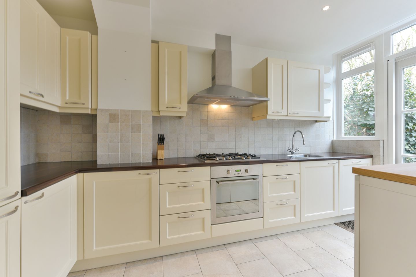 Photo 20 of Couwenhoven 4235