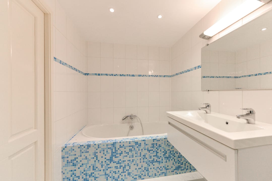 Photo 37 of Couwenhoven 4235