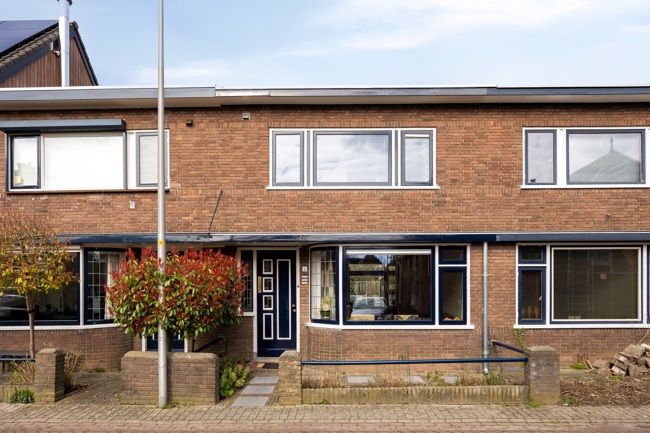Charming Terraced House with Large Garage in De Worp, Deventer — 32