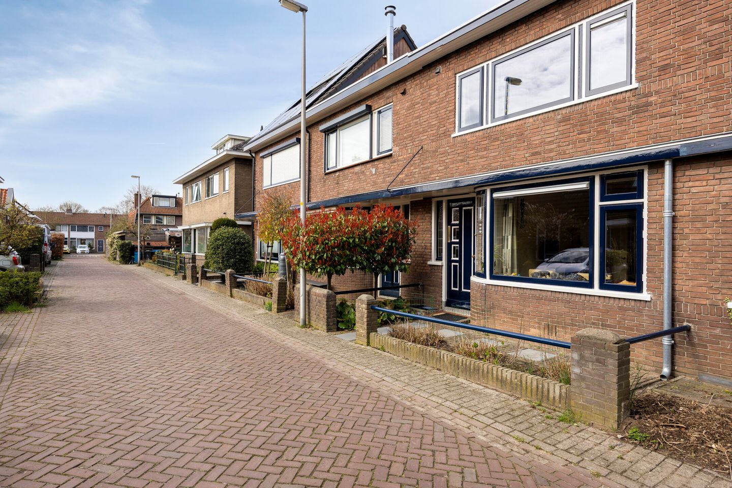 Charming Terraced House with Large Garage in De Worp, Deventer — 33