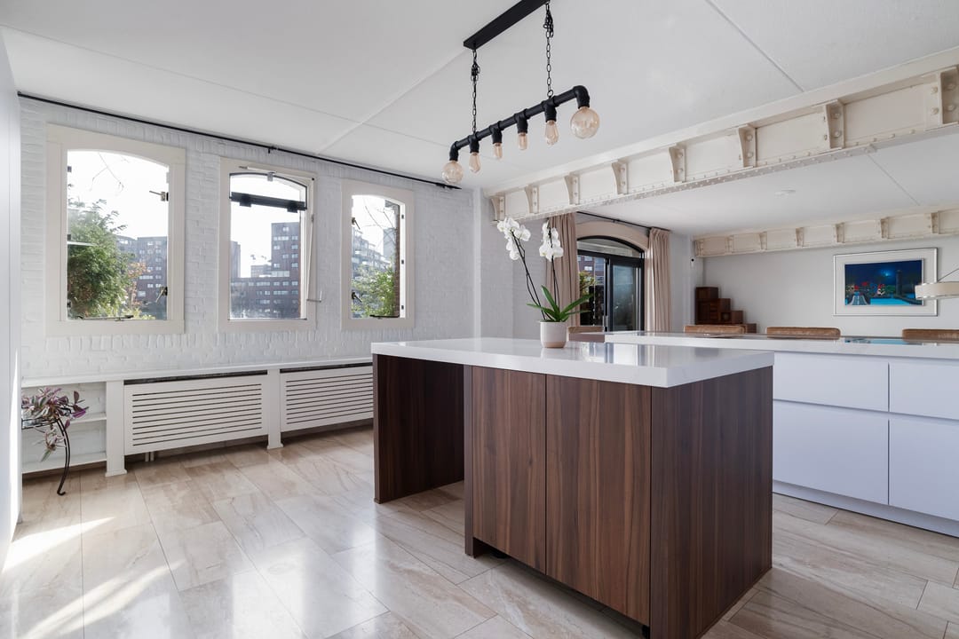 Unique 3-Room Apartment with Harbour Terrace in Historic Entrepot Building — 16