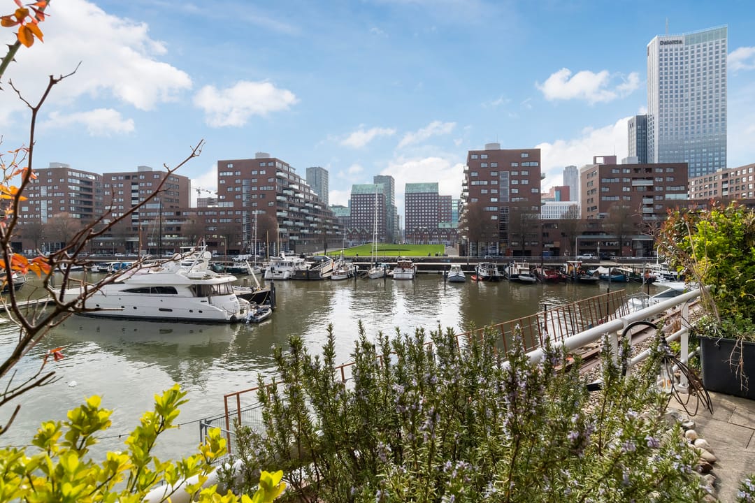 Unique 3-Room Apartment with Harbour Terrace in Historic Entrepot Building — 30