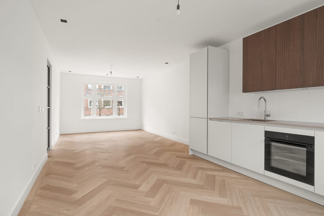 Photo 2 of Deurloostraat 3-1