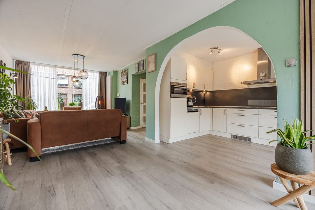 Photo 2 of P C de Vinckstraat 9