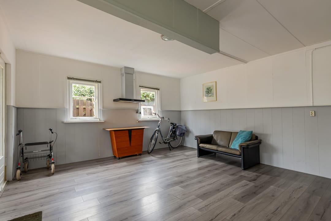 Extended semi-detached home with generous garden in Den Nul — 16