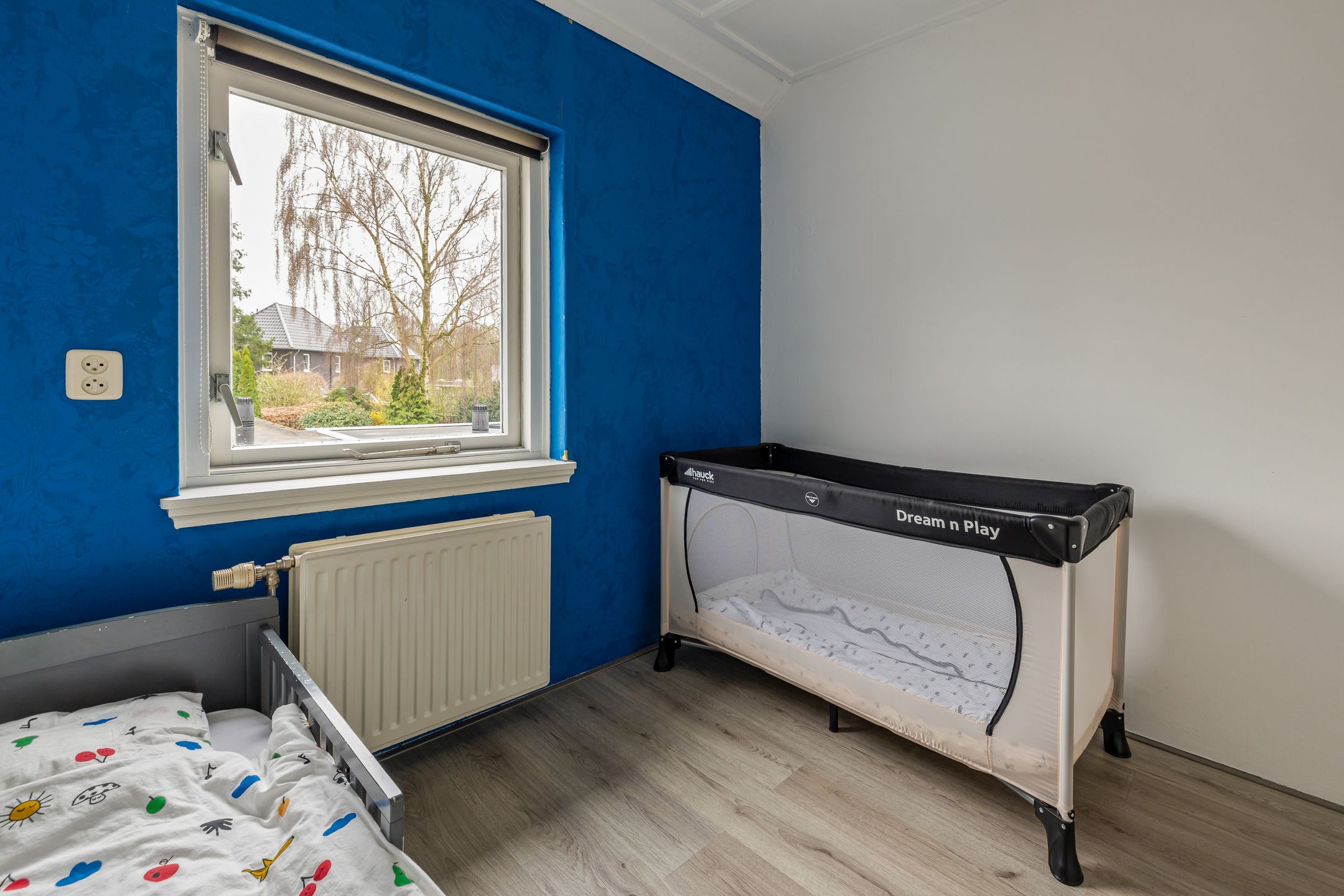 Extended semi-detached home with generous garden in Den Nul — 18