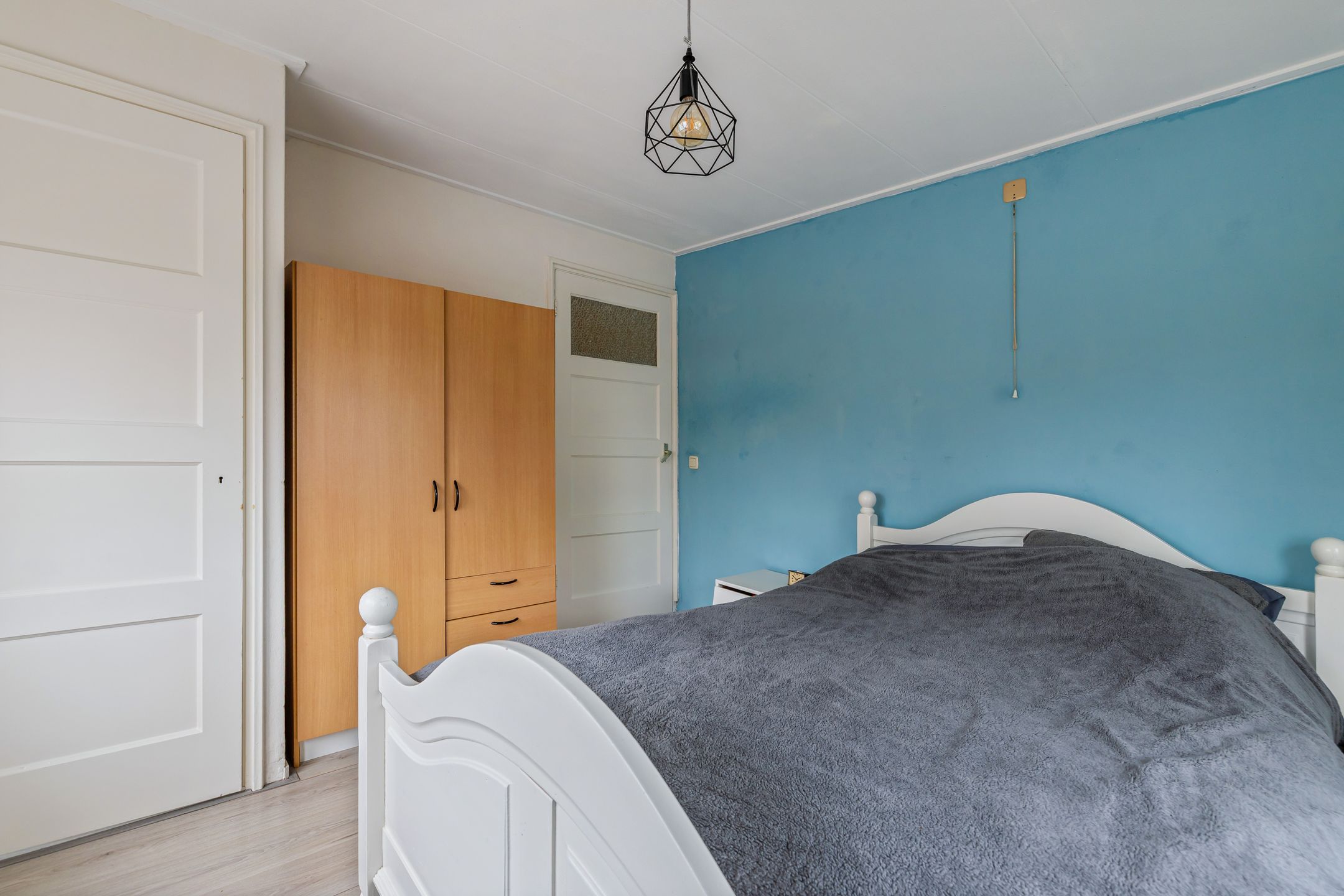 Extended semi-detached home with generous garden in Den Nul — 21