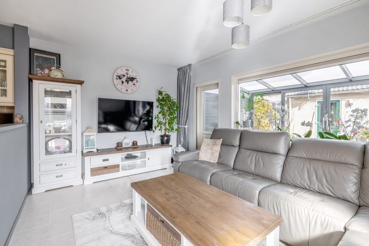 Foto 2 van Aphrodite 2