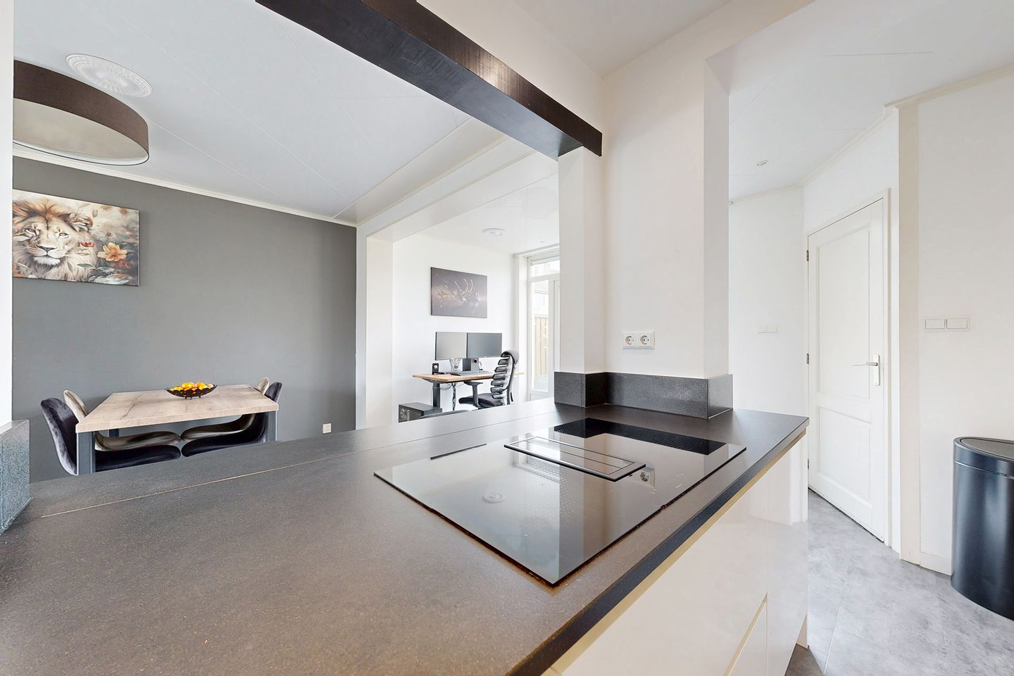 Foto 34 van Van Vlaanderenstraat 41