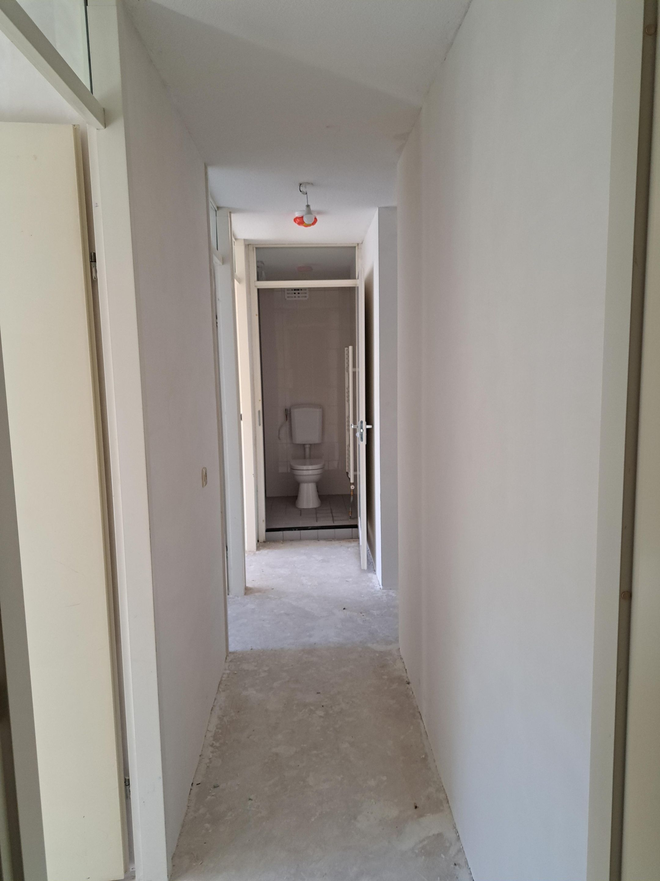 Photo 24 of Dirk Vreekenstraat 32