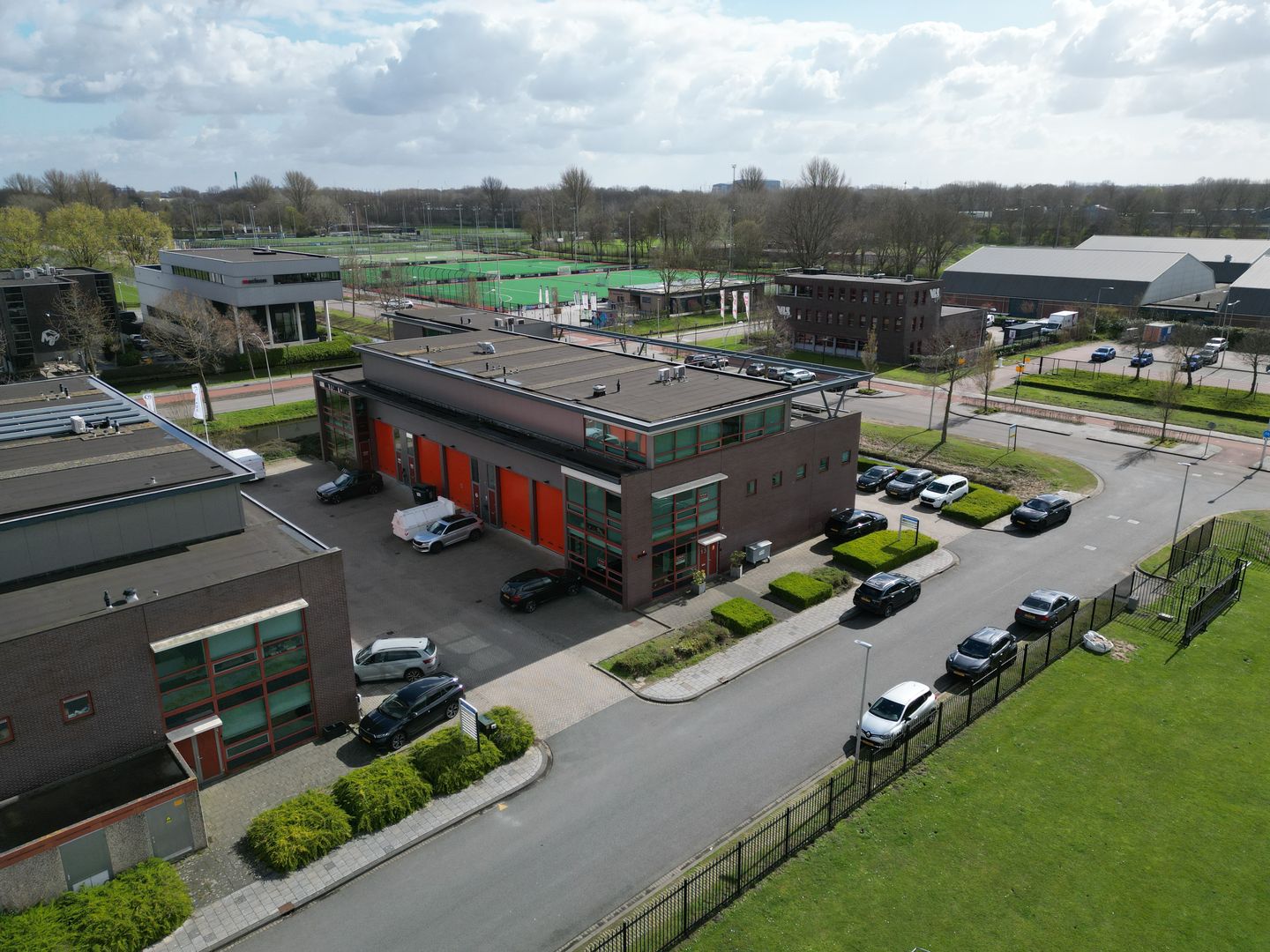 Bekijk foto 3 van Daltonstraat 13-14