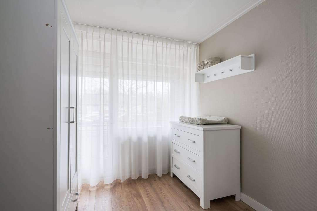 Photo 31 of Surinamestraat 4