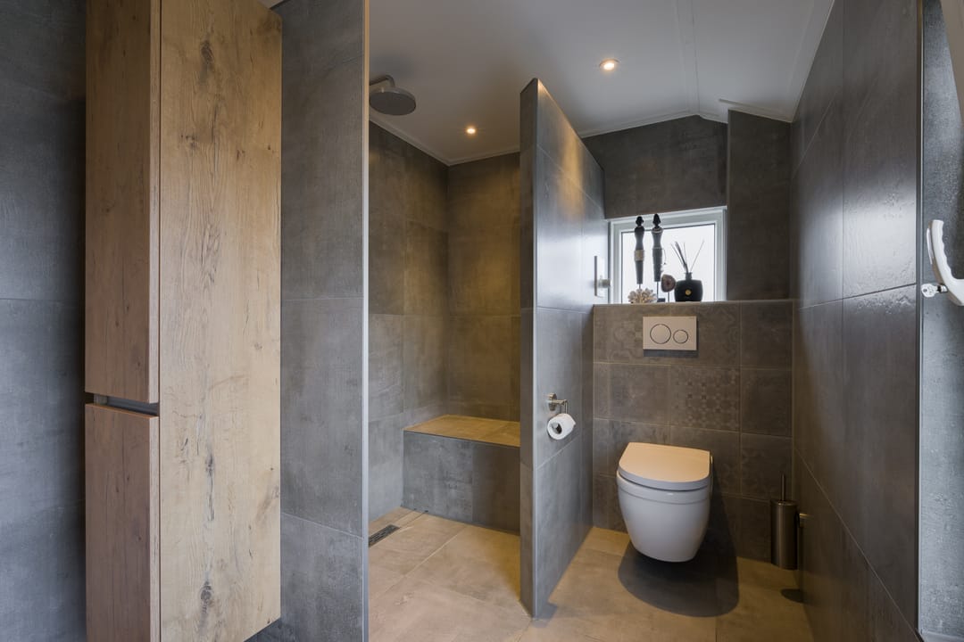 Photo 32 of Surinamestraat 4